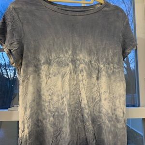 American Eagle ombré/tie dye shirt